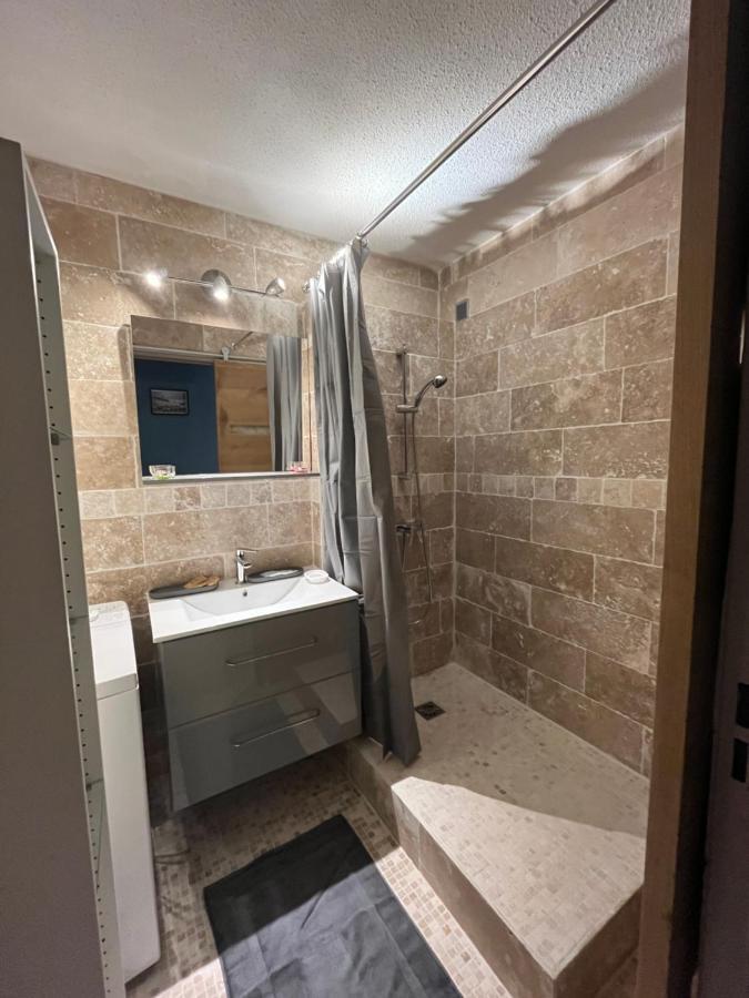 Logement Renove Avec Mobilier 2023 Appartement Avignon Buitenkant foto