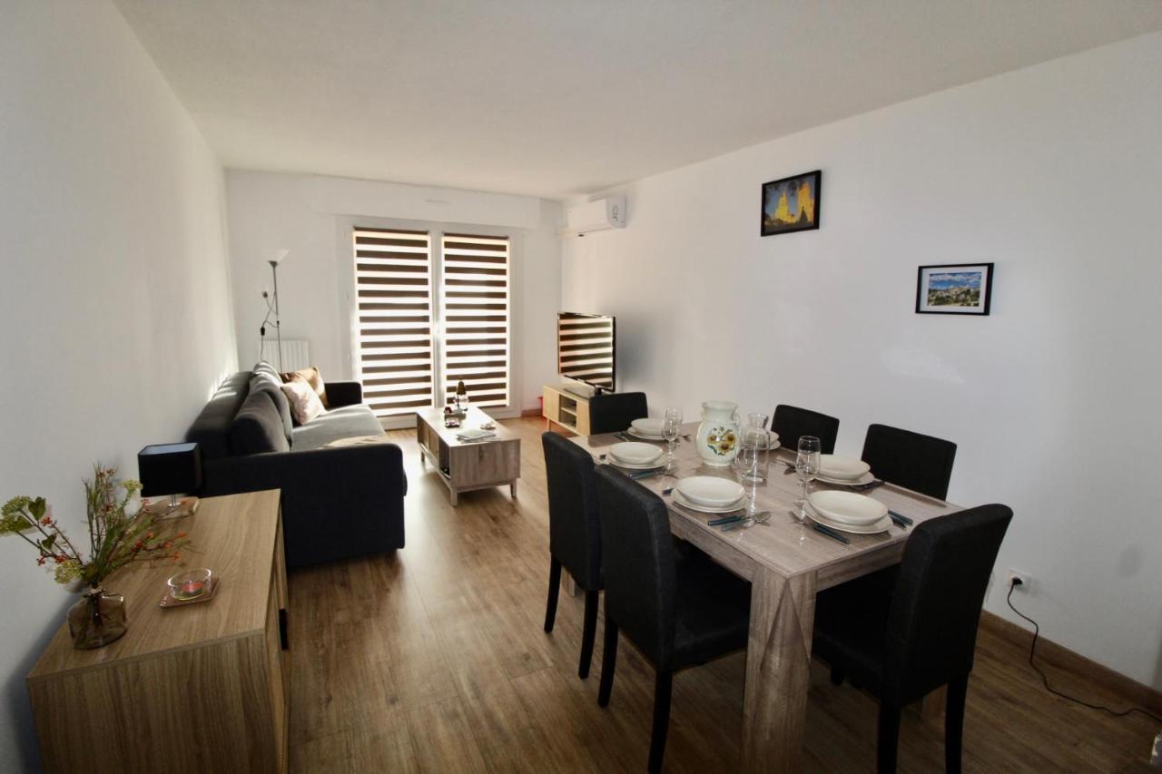 Logement Renove Avec Mobilier 2023 Appartement Avignon Buitenkant foto